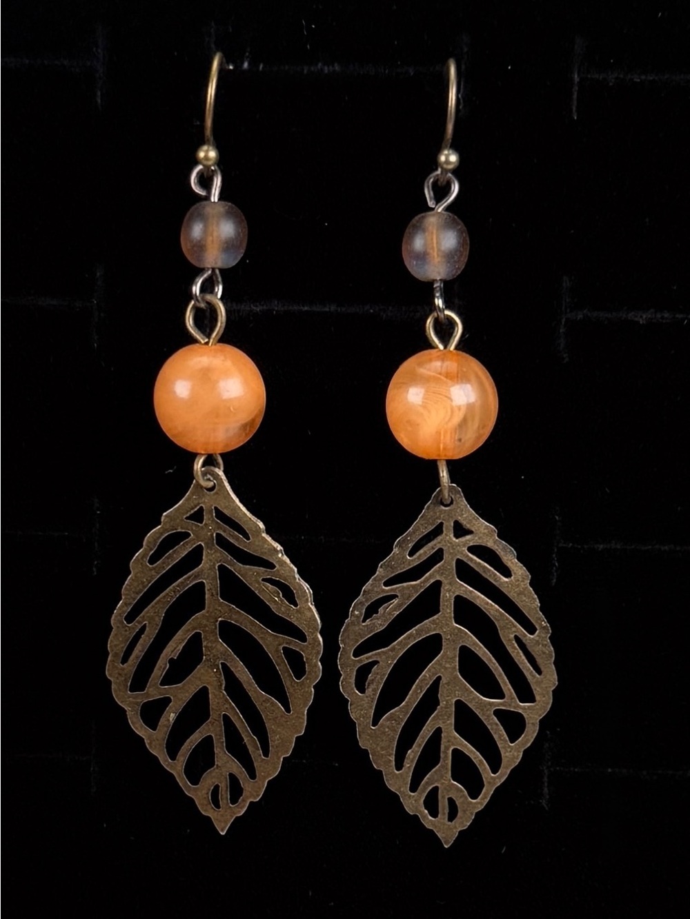 Pretty lightweight, bronze tone, vintage Bohemian chic pierced earrings